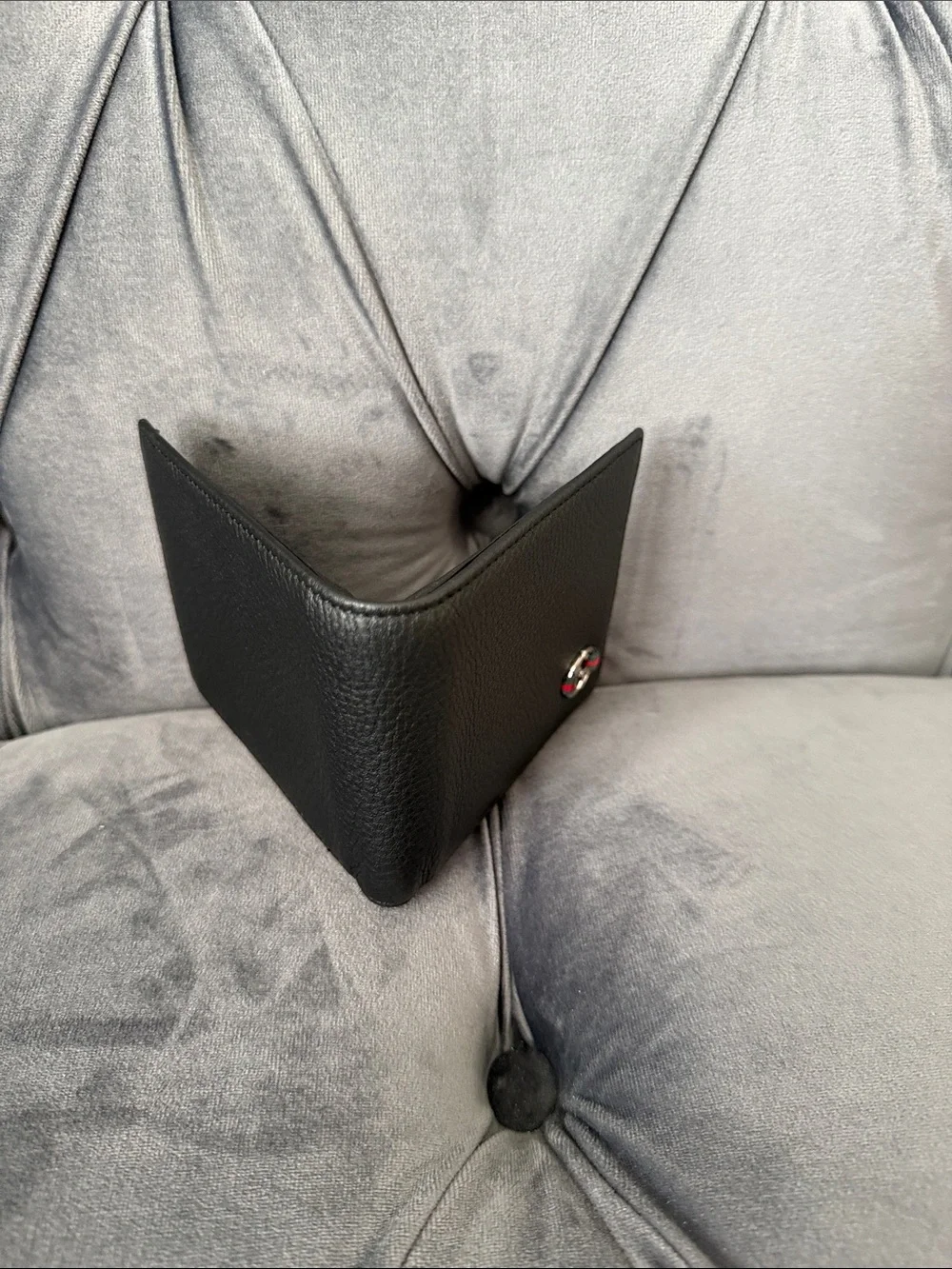 Gucci Black Leather Wallet with Silver Interlocking G and Red-Green Web Accent